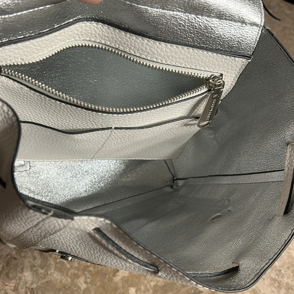 Steve Madden chunky white purse, backpack,like new!textured, academia,utility - Picture 13 of 16